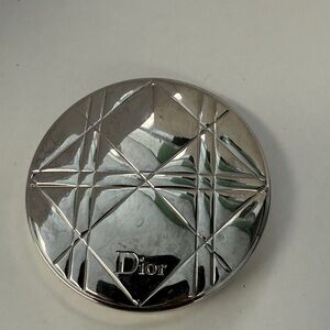 Diorskin nude air luminizer 003